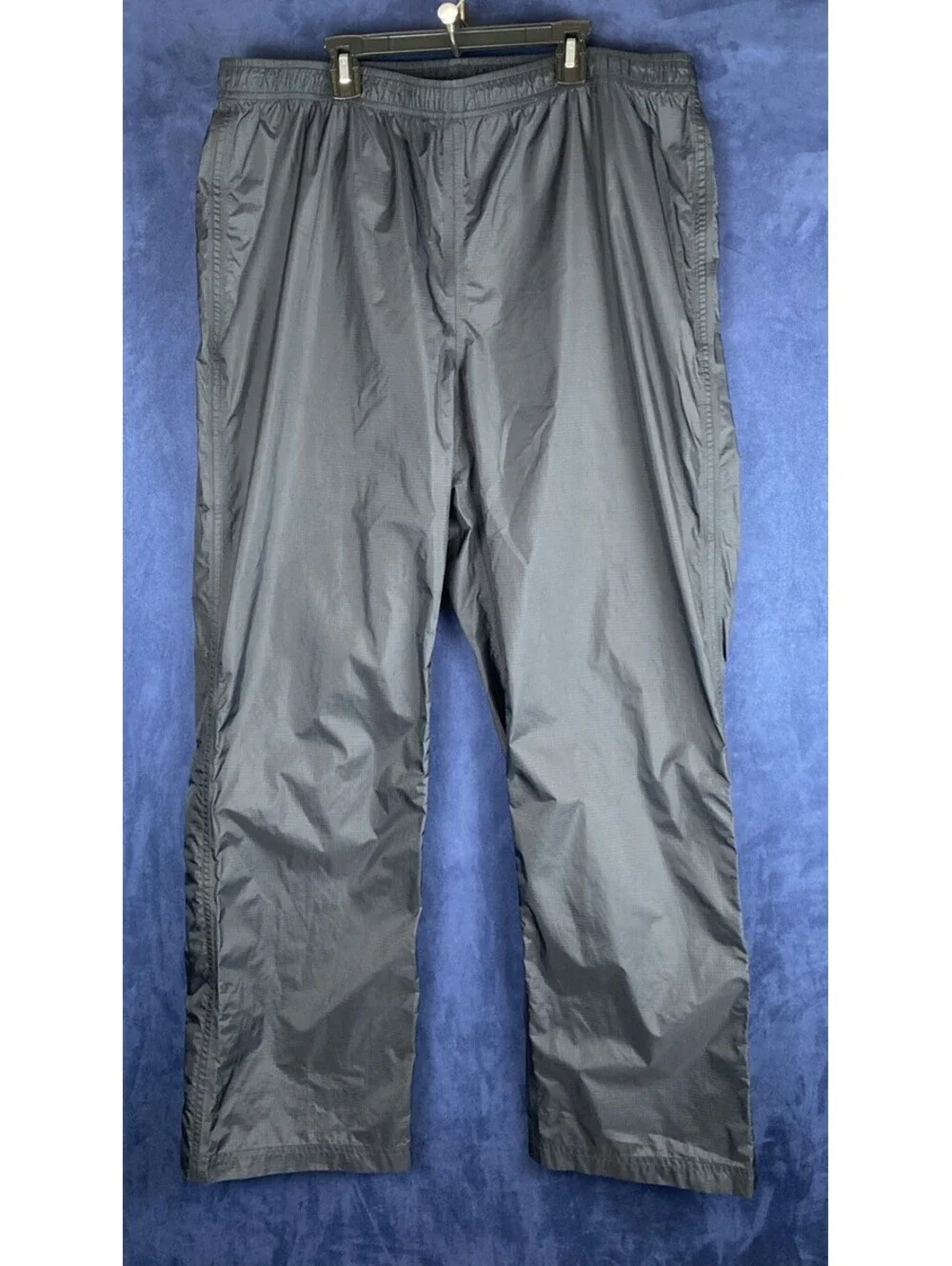 LL Bean Men’s L Pants Nylon Straight Leg Black Windbreaker Hiking